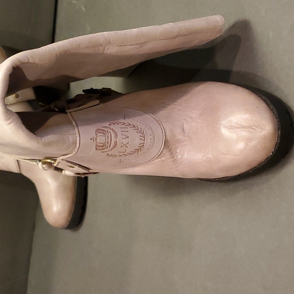 Ralph Lauren Boots Gray Leather.  Sz. 6.5B - Picture 2 of 12